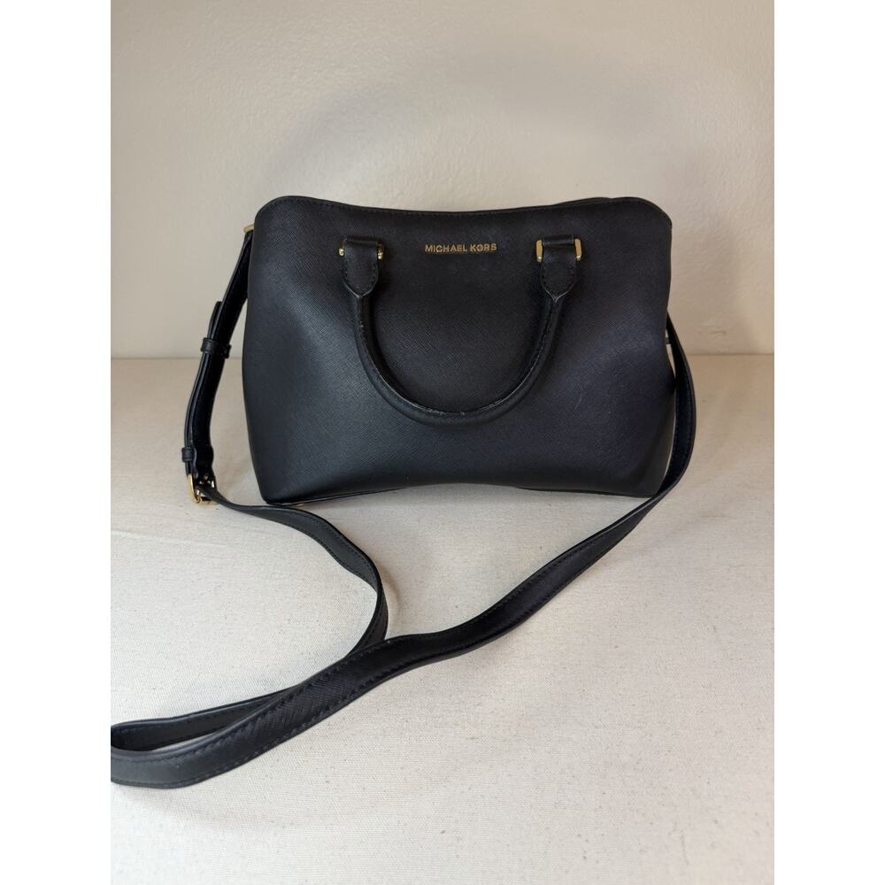Michael Kors Black Textured Handbag Shoulderbag w/Gold Hardware